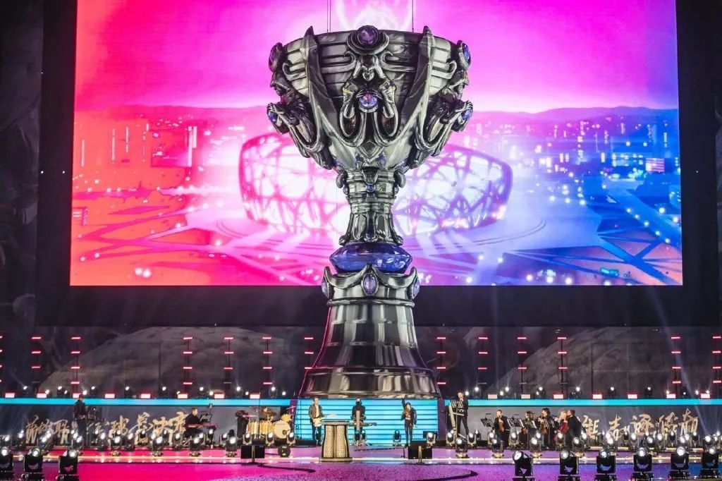 真不是选手在演，CSGO这个影响BUG的局势两年都没修好