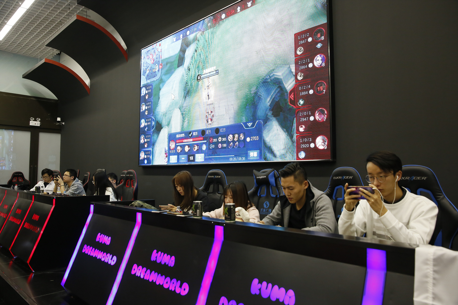 杭州LGD大鹅晋级第三轮A组，南京Hero遗憾淘汰