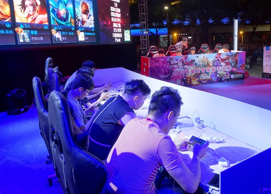 万物皆可2077，这样的CSGO你喜欢吗