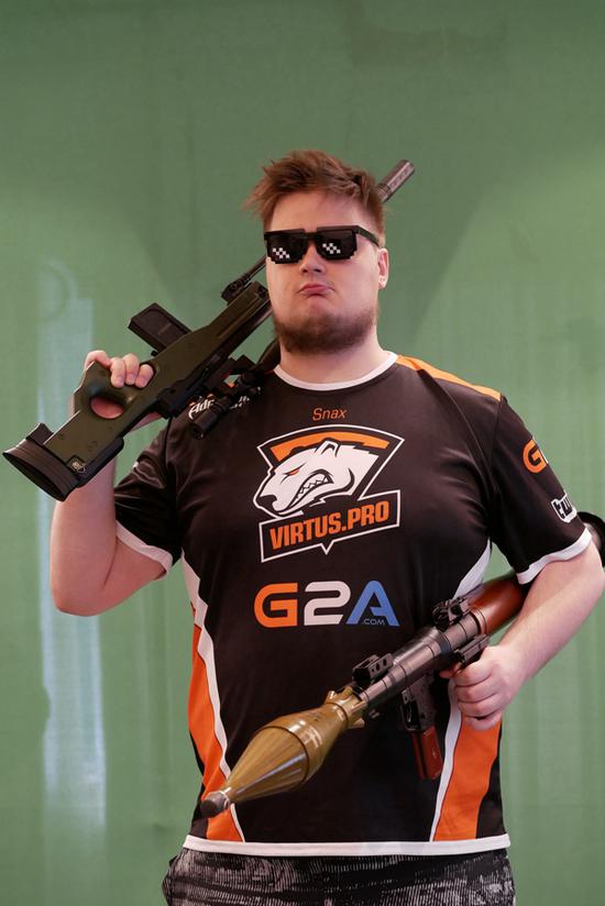 资讯绝地求生一键三连关注解锁更多新模式